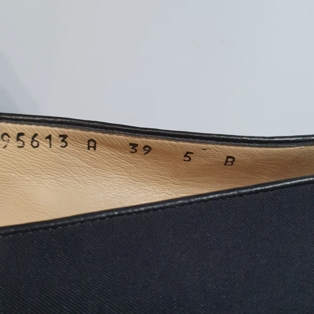 NEW Salvatore Ferragamo Vintage Tours Slip on Bla